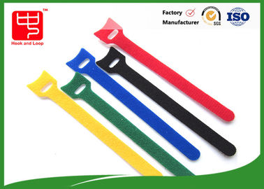Duurzaam T-vorm kabelband rollen Nylon materiaal 150 * 12mm