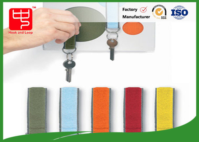 Breedte varieert Hook And Loop Tape Custom Makkelijk tot duurzaam bevestigingsmateriaal Geschikt voor elektronische verpakking en assemblage