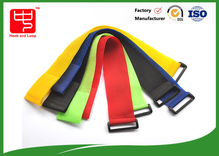 De douane Logo Printing Loop And Hook bindt Geel Kleurengebruik voor Opheldering vast knoeit